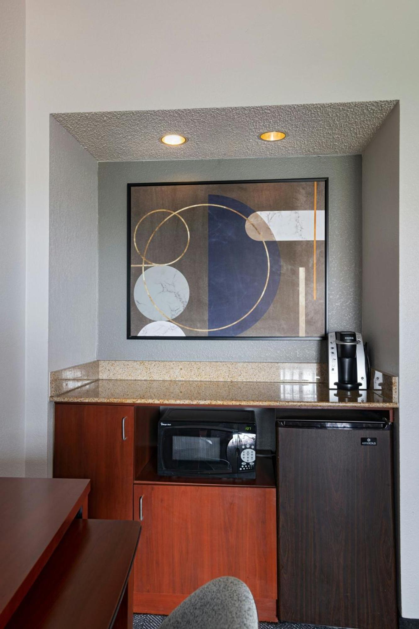 Courtyard By Marriott San Antonio Airport Hotel Ngoại thất bức ảnh