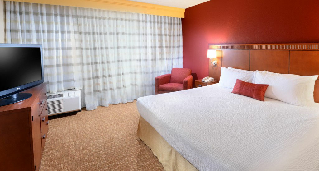 Courtyard By Marriott San Antonio Airport Hotel Ngoại thất bức ảnh